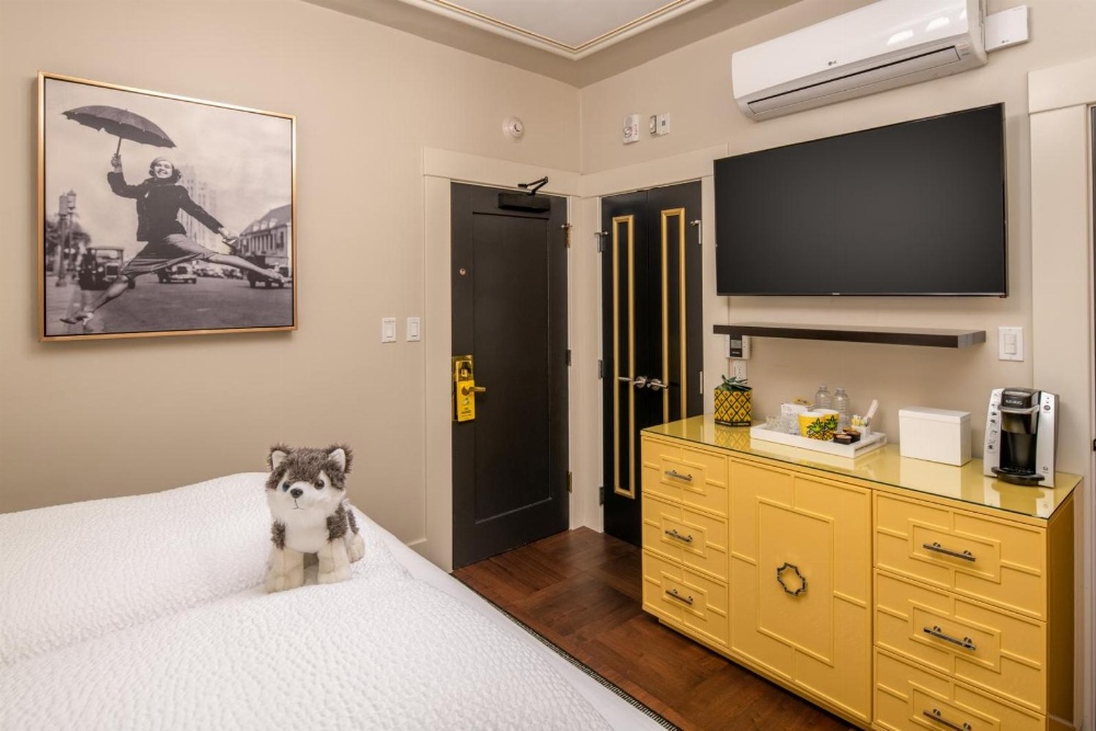 Staypineapple, An Elegant Hotel, Union Square Main image